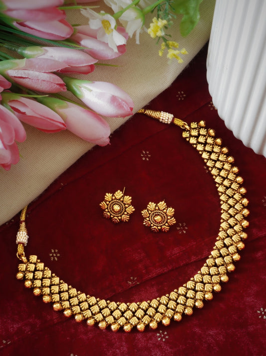 Elegant Broad Golden Beaded Necklace Set