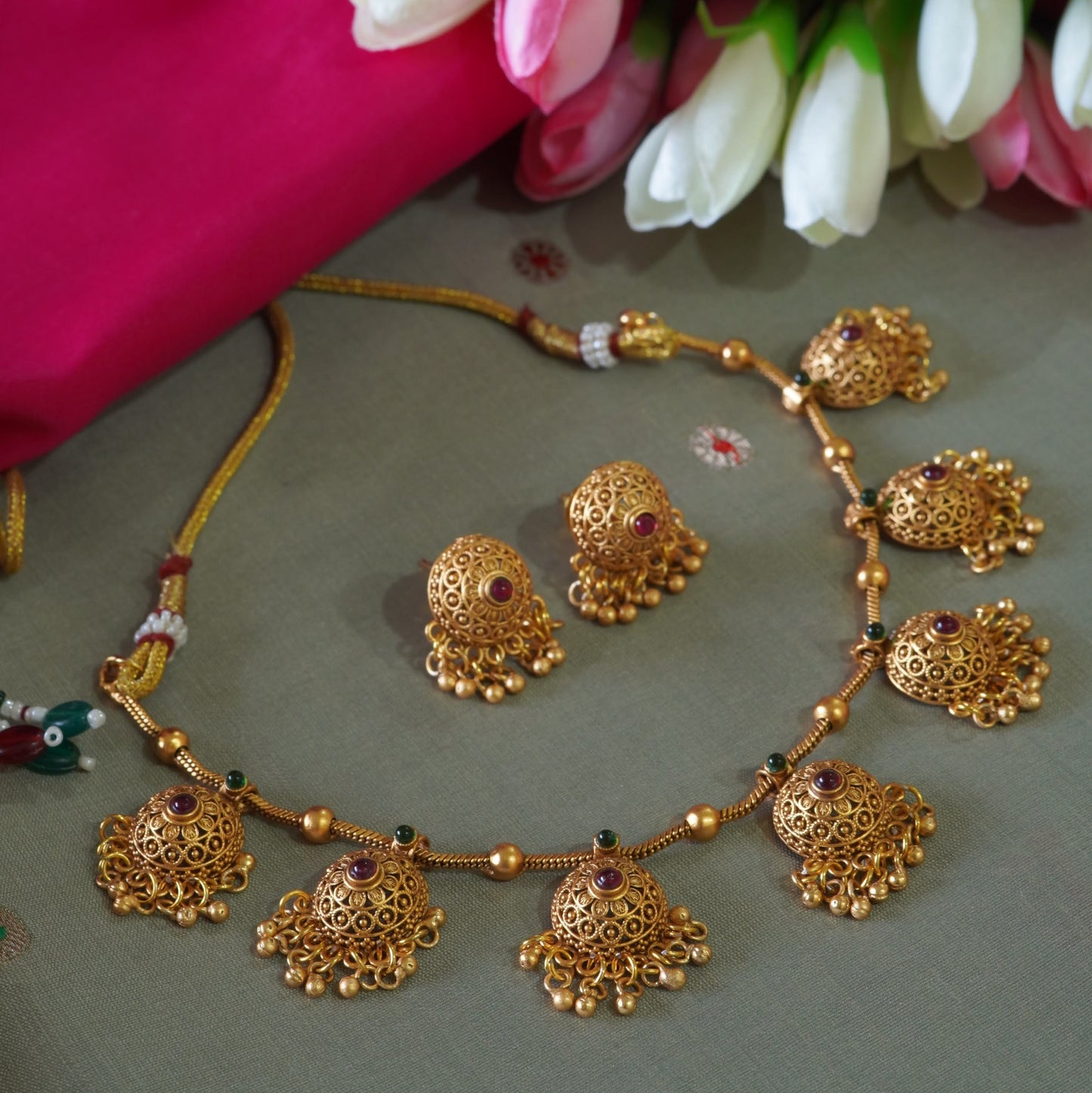 Beautiful Antique Ghungroo Accents Traditional Necklace Set