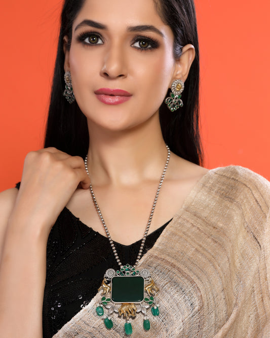 German Silver Necklace Set – Green Monalisa Pendant & Earrings