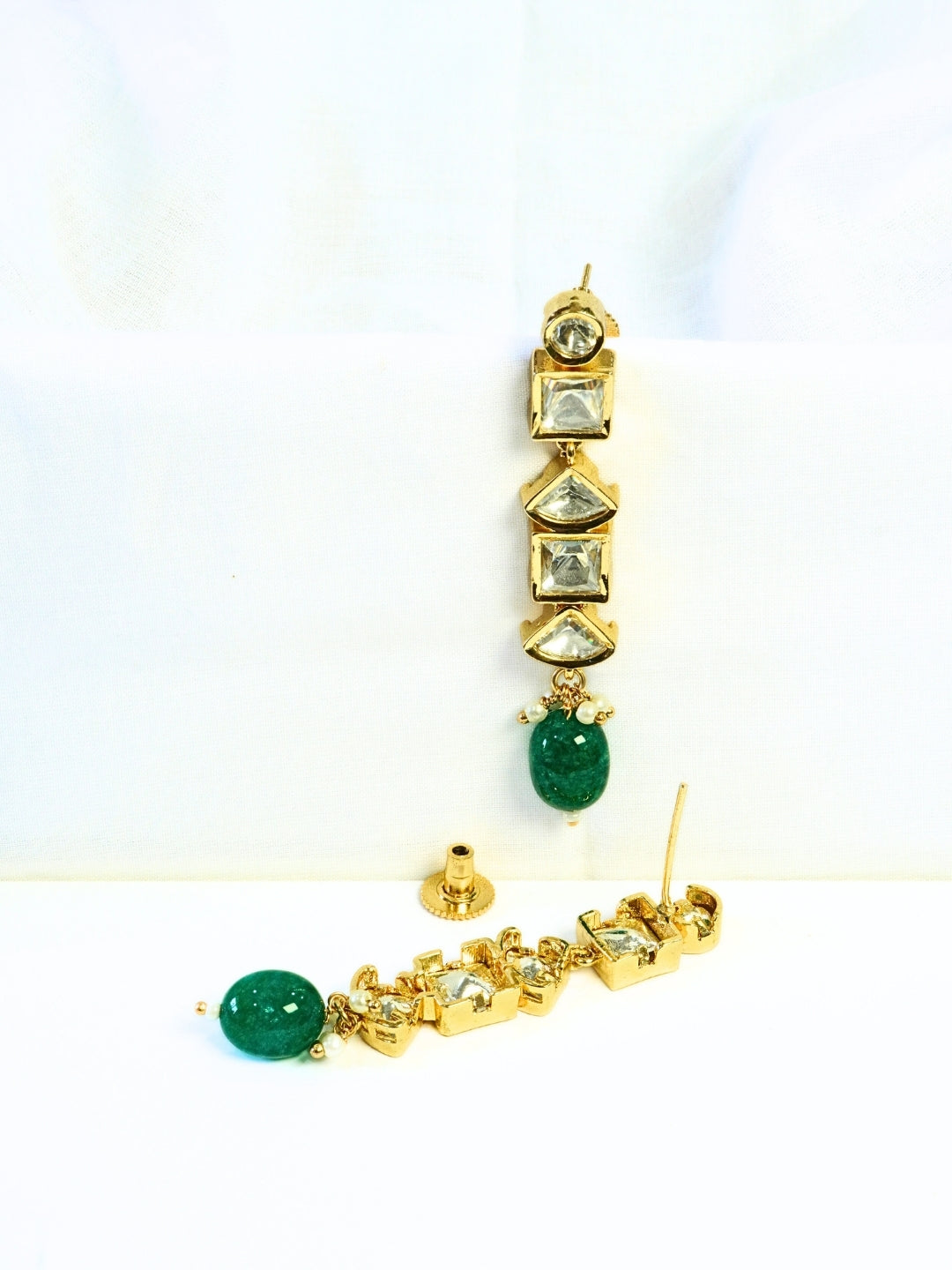 Vintage Vibes Pure Kundan Necklace with Green Motifs