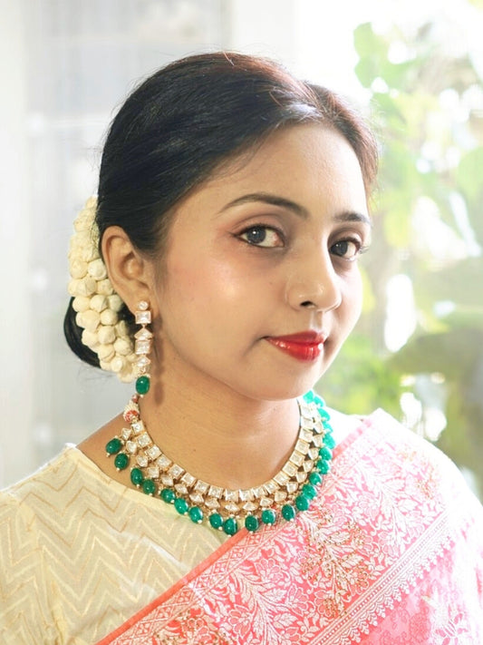 Vintage Vibes Pure Kundan Necklace with Green Motifs