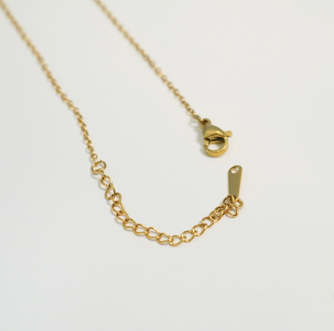 Solitaire Chain Pendant 18KT Gold Plated Western Necklace