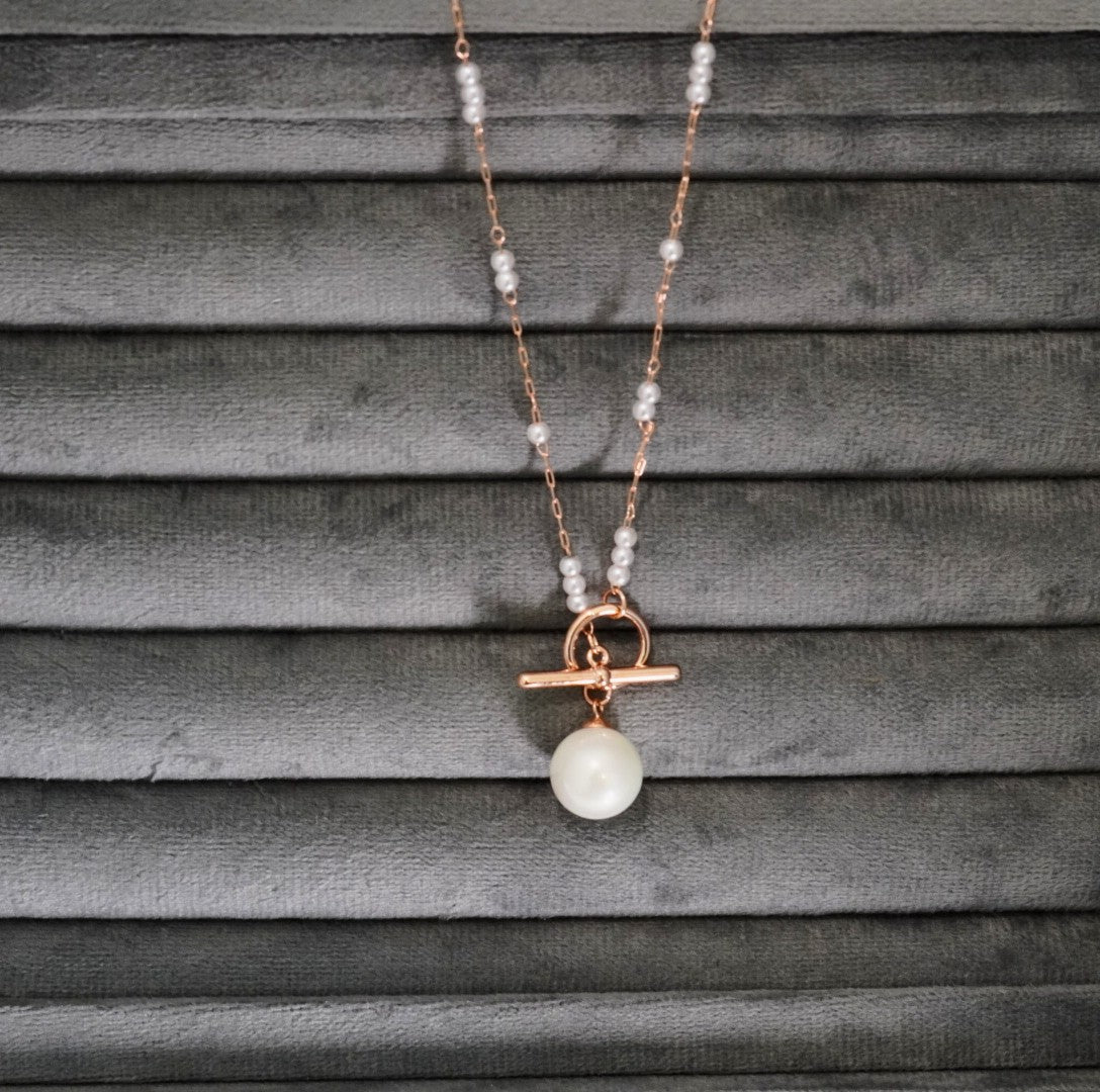 Pearl Magic Rose Gold Plated Western Pendant Necklace