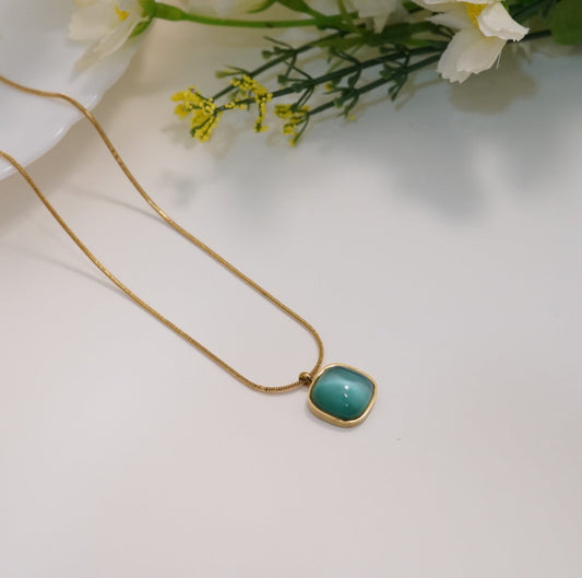 Green Emerald Square Pendant Western Necklace