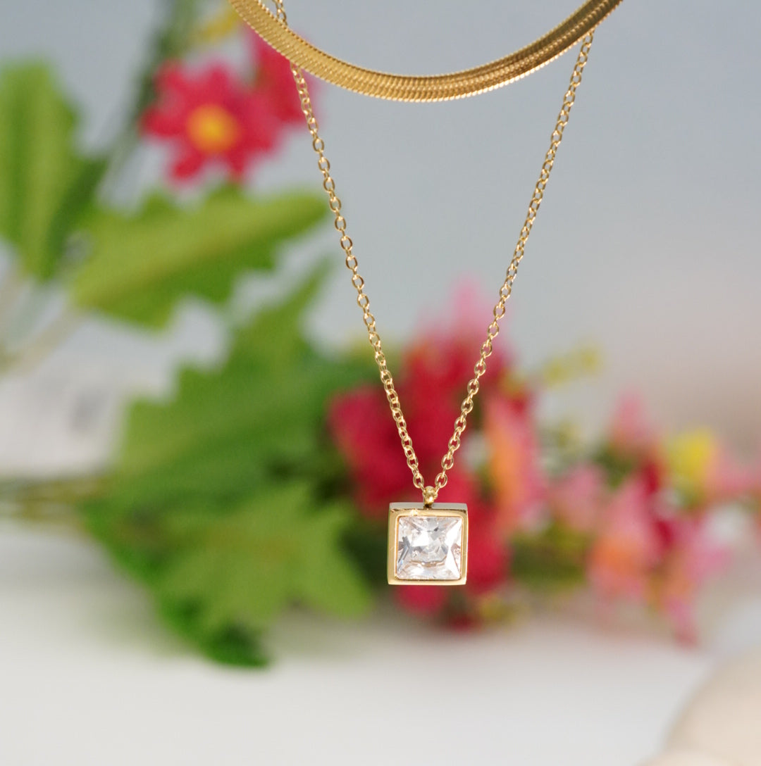 18K Gold-Plated Multilayer Zirconia Solitaire Western Necklace