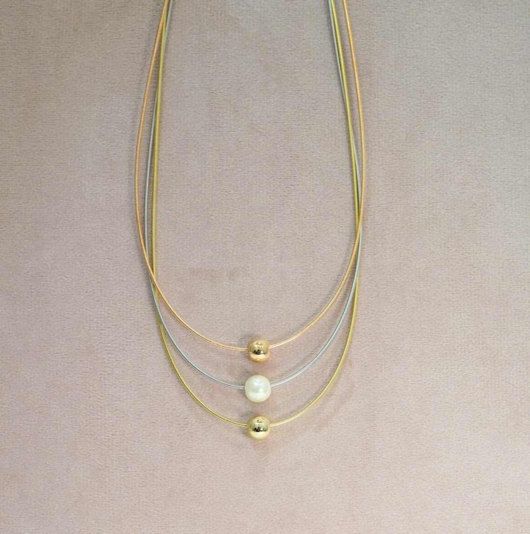 Three-Tone Multilayer Pearl Necklace – Elegant & Trendy