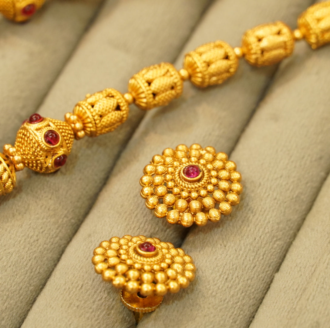 Running Beads Brass Necklace Set