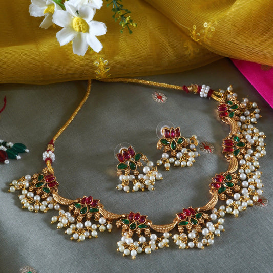 Vibrant Kemp Stones & Pearl Studded Lotus Necklace Set