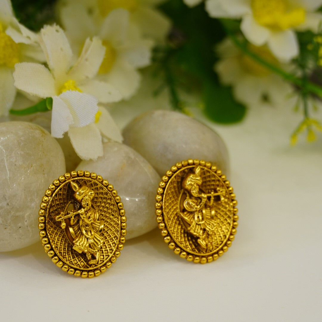 Krishna Oval Flowery Temple Pendant Set