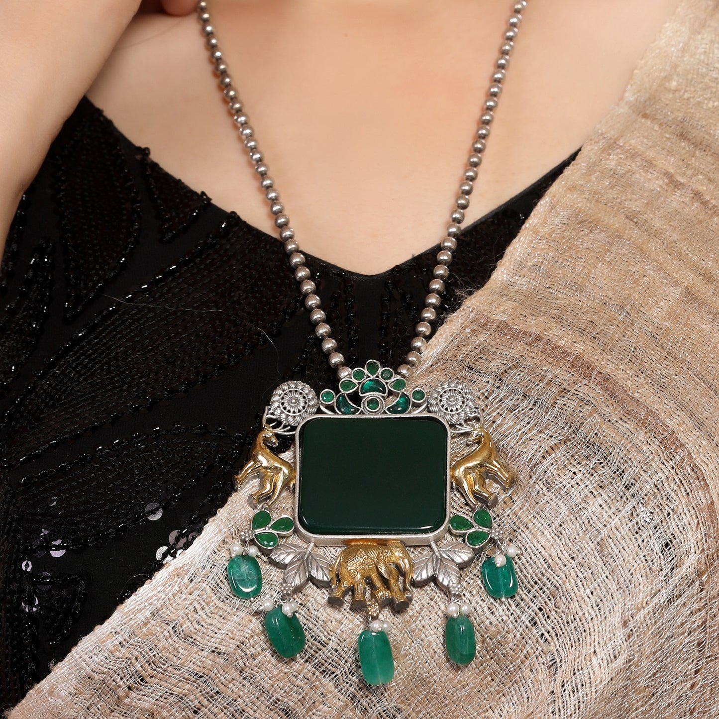 German Silver Necklace Set – Green Monalisa Pendant & Earrings