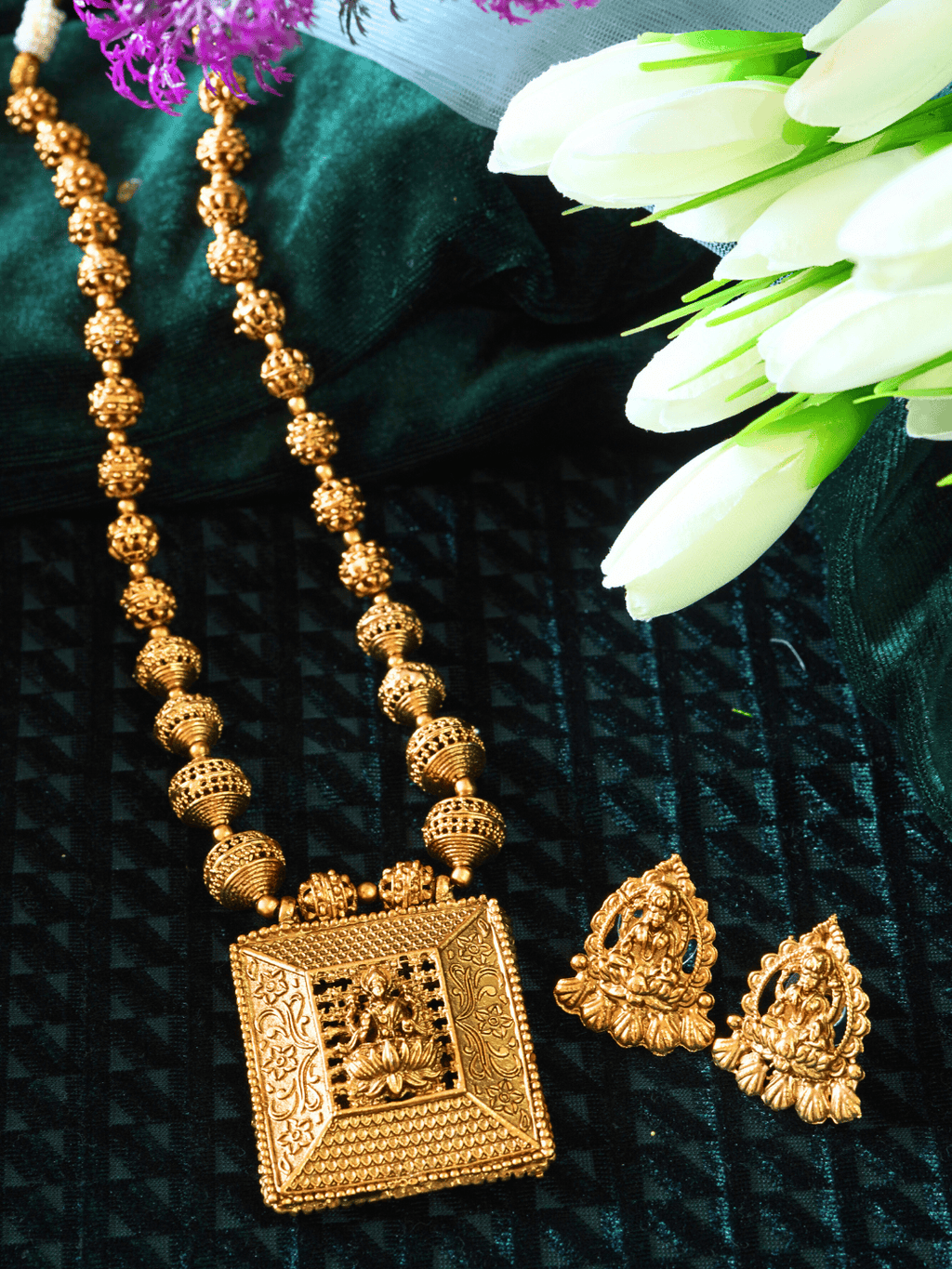 Gold Plated Beaded Laxmi Necklace Pendant Set
