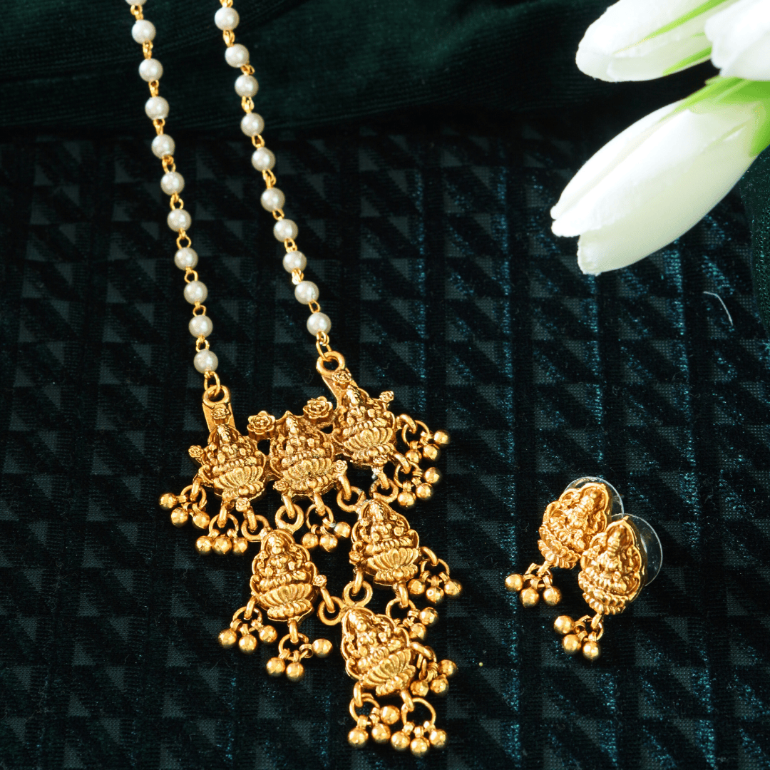 Trendsetting Laxmi Pendant in Pearl String Temple Pendant Set