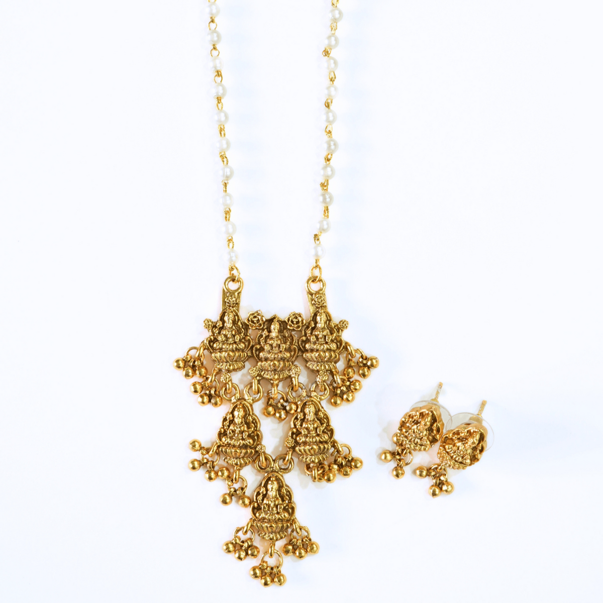 Trendsetting Laxmi Pendant in Pearl String Temple Pendant Set