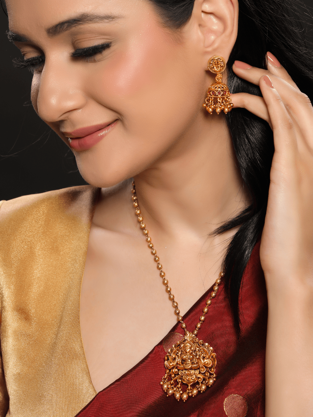 Antique Beautiful Laxmi Temple Pendant Set