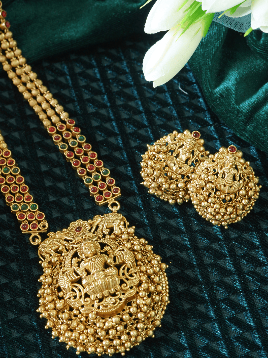 Premium Antique Finish Divine Laxmi Temple Necklace Set