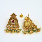 Traditional Kundan Studded Handcrafted Necklace Set