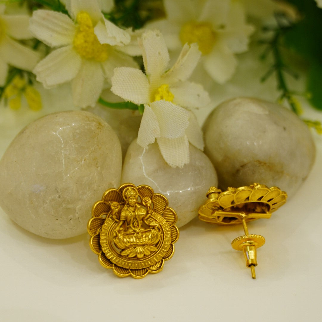 Premium Laxmi Brass Temple Pendant Set