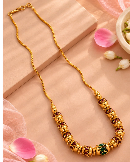 Oval Gold Beaded Red & Green Stone Chain Necklace