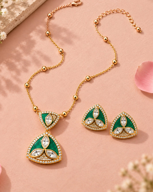 Green Kundan Hourglass Pendant Necklace Set