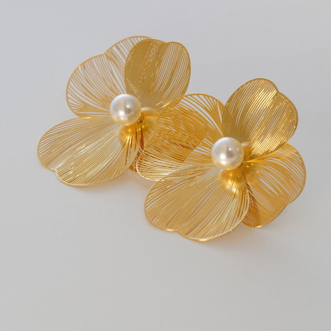 Bold Pearl Studded Florals 18K Gold Plating Statement Earring