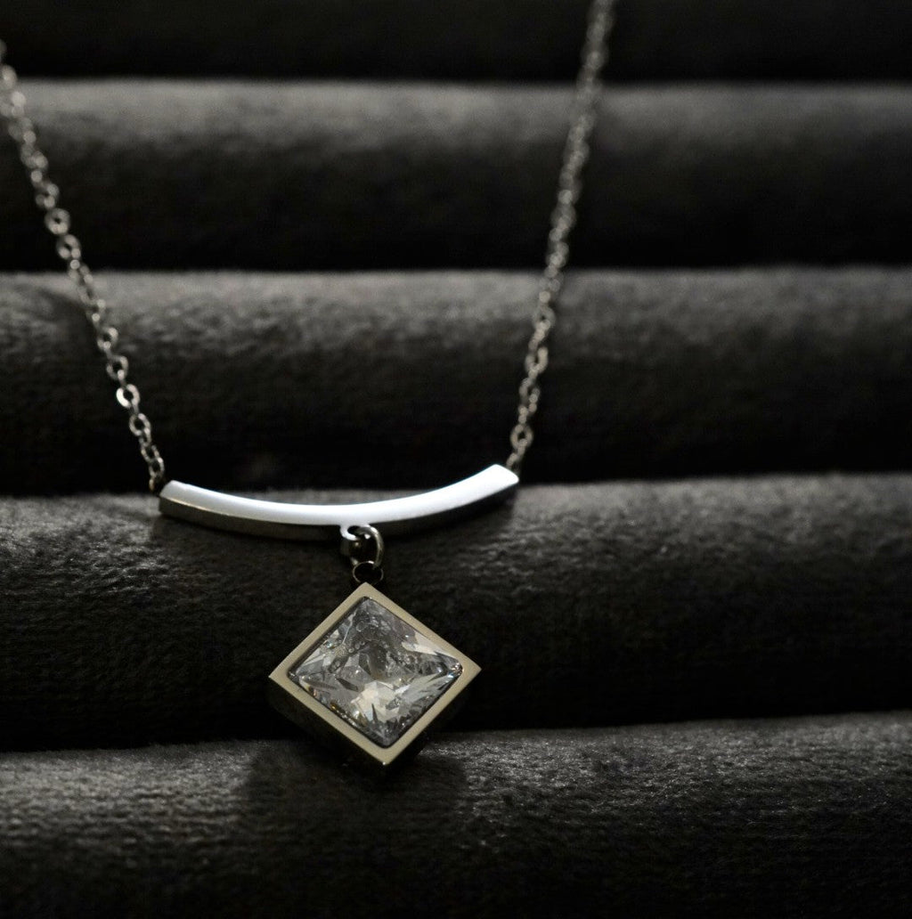 Solitaire Chain Pendant Rhodium Plated Western Necklace