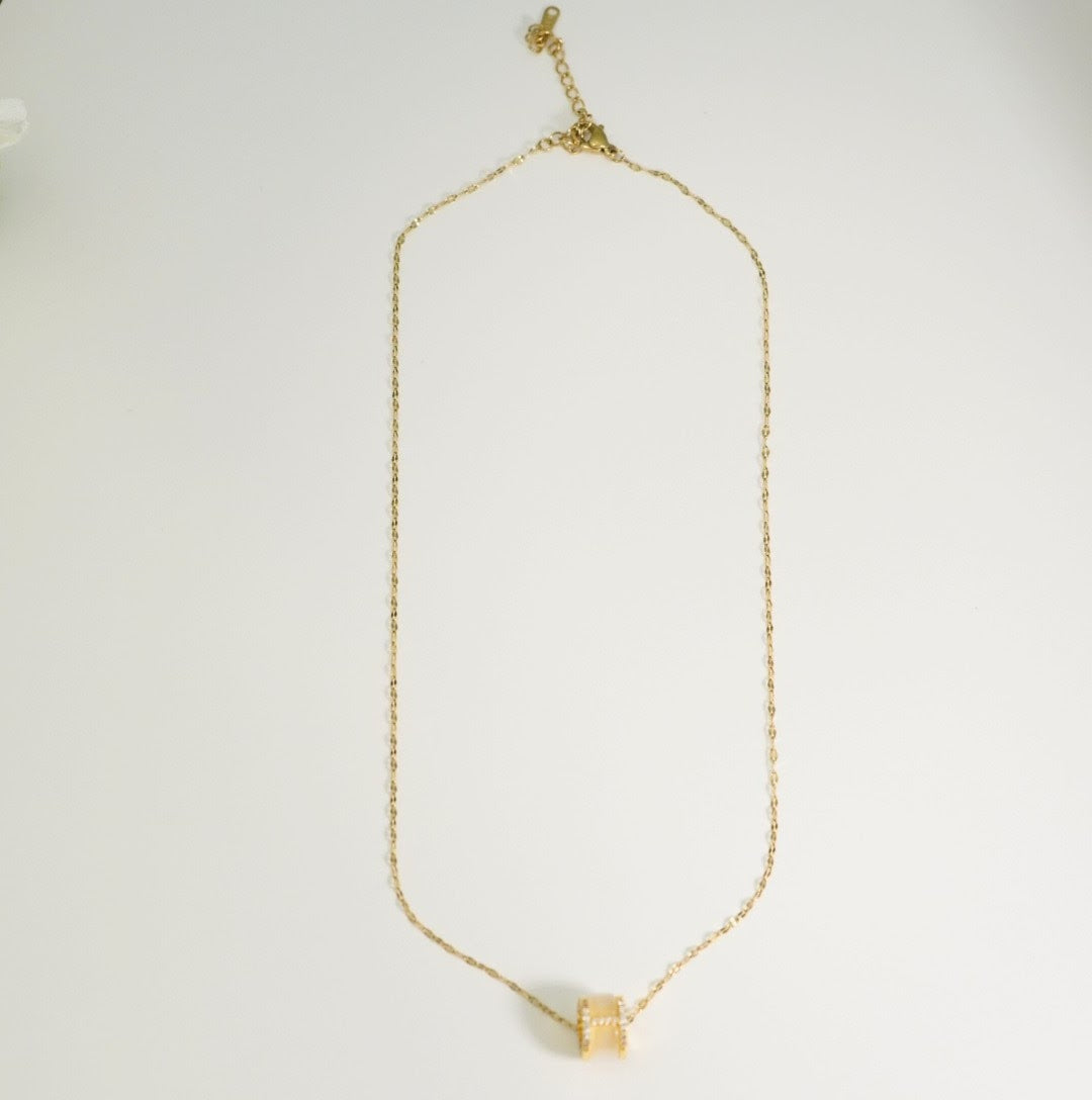 Cute Round Drop 18K Gold-Plated Chain Pendant Western Necklace