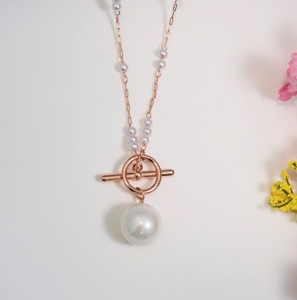 Pearl Magic Rose Gold Plated Western Pendant Necklace