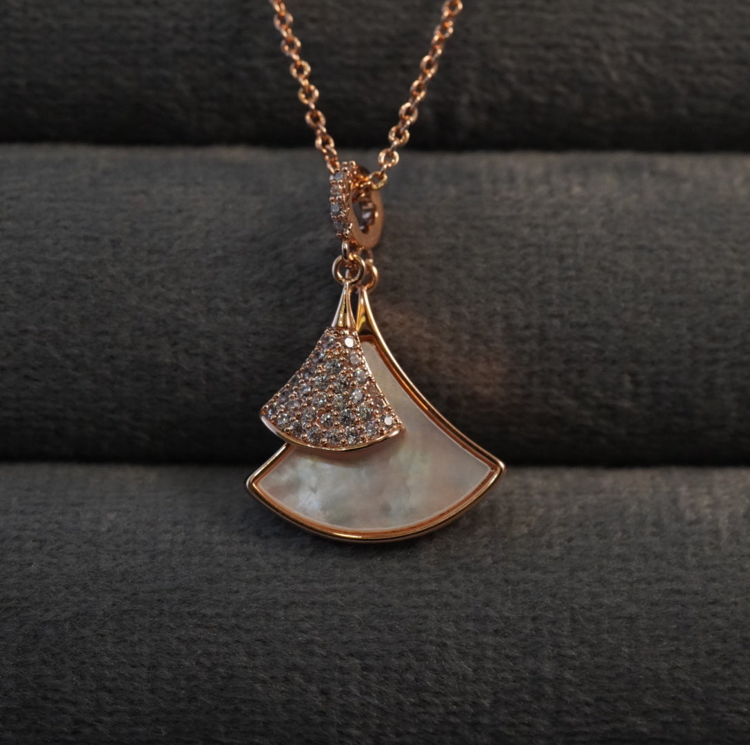 Elegant Mother of Pearl & Zirconia Studded Pendant Necklace in Rose Gold Plating