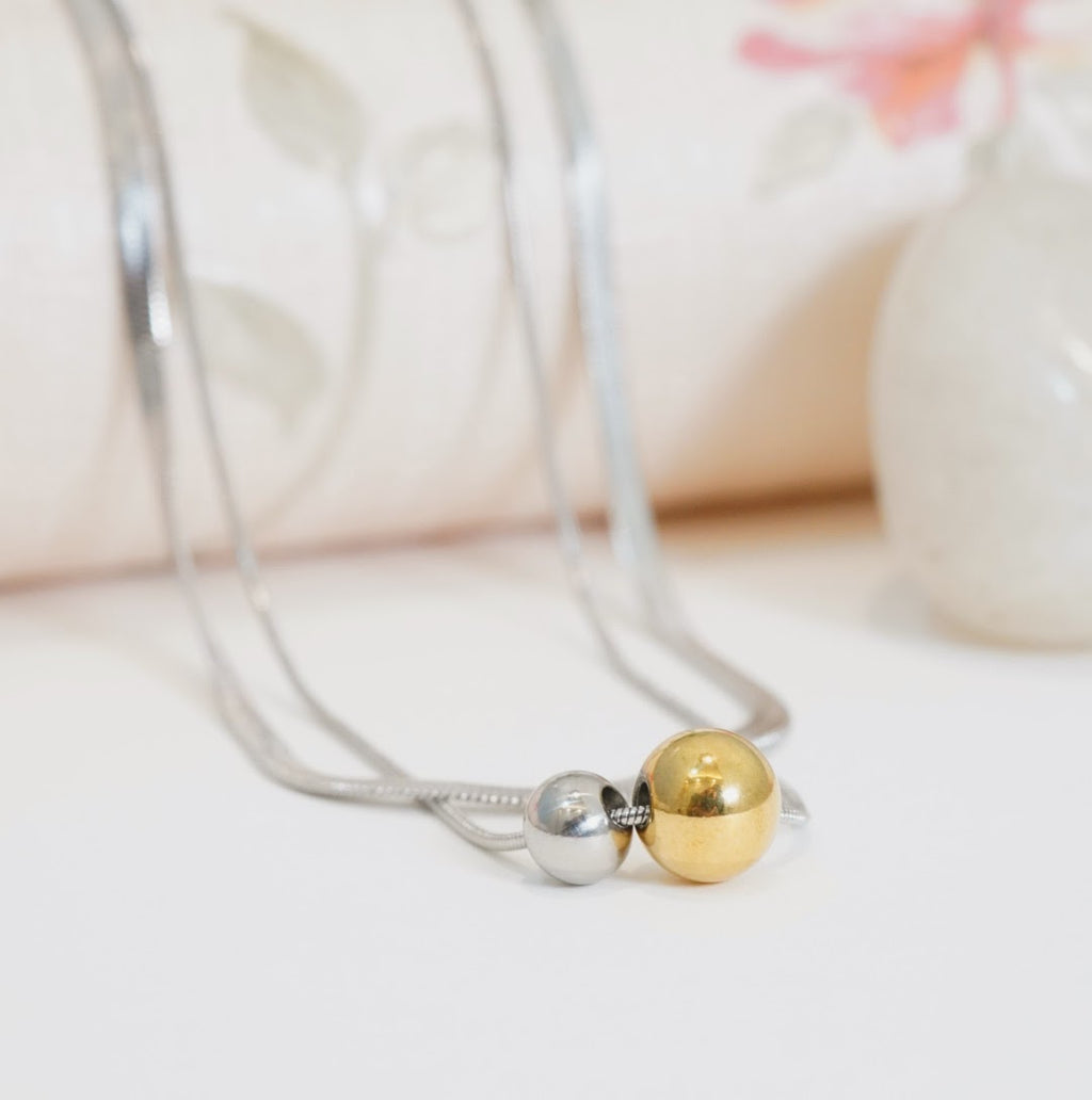 Double-Layer Snake & Minimalist Chain Multilayer Western Necklace