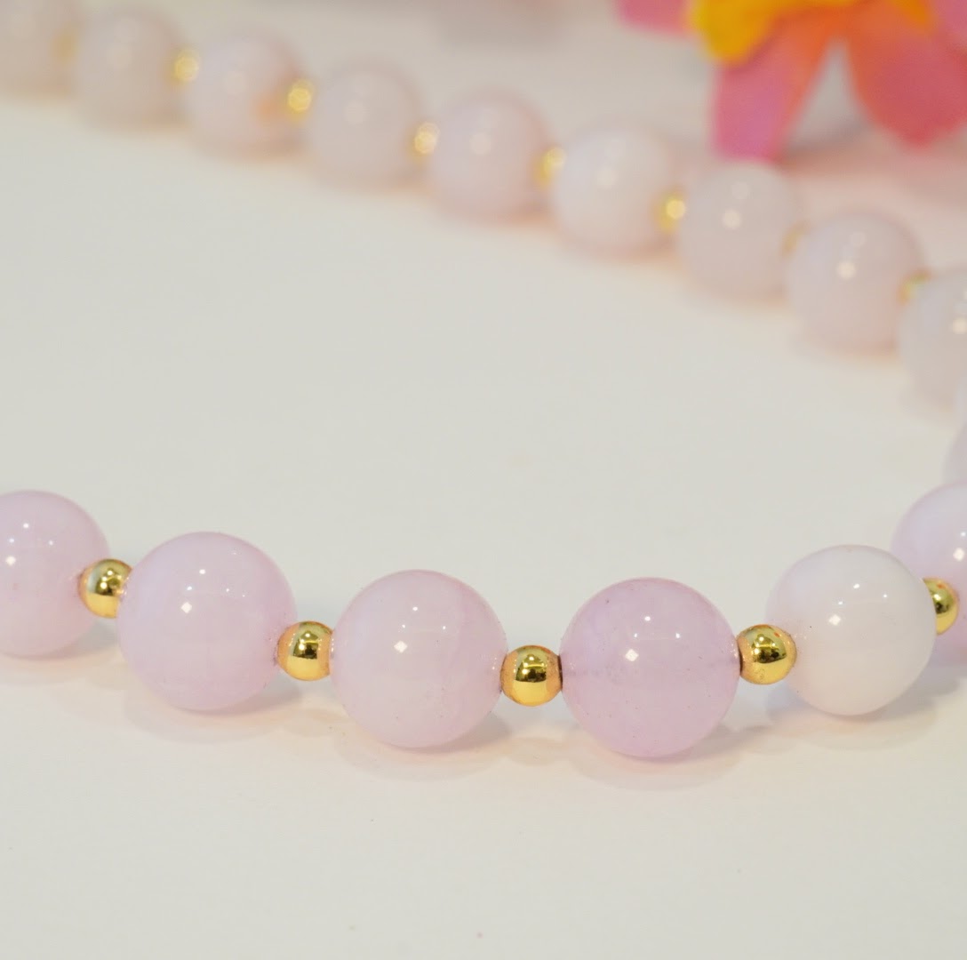 Soft Pink and Gold Glass Beaded Choker Necklace