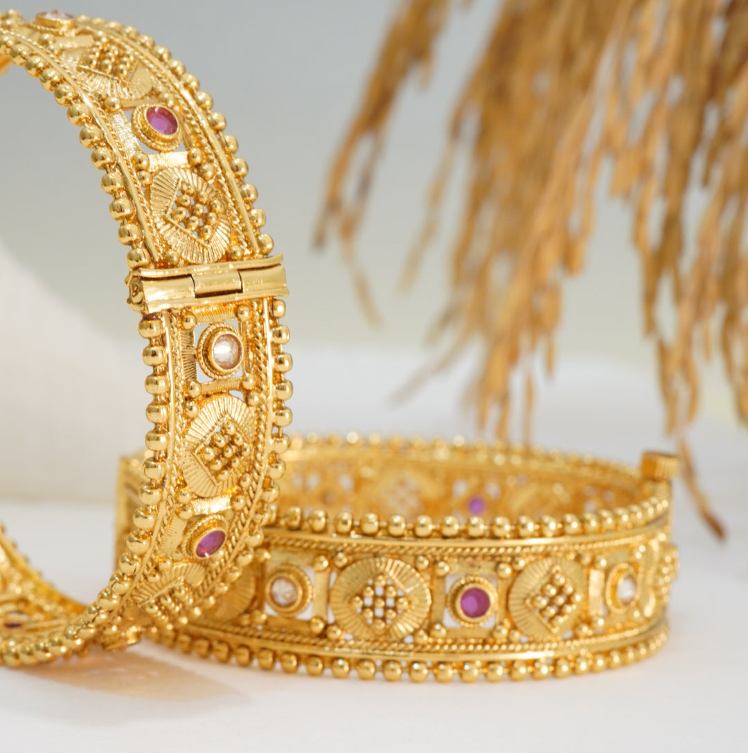 Golden Beaded Edged White & Red Stone Studded Traditional Openable Brass Kada in 22KT Gold Plating Matte Finish