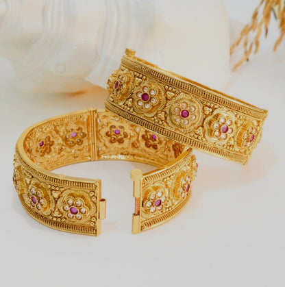 Red & transparent stones studded floral motif Broad Brass Openable Matte Finish Traditional Kada in 22KT Gold Plating