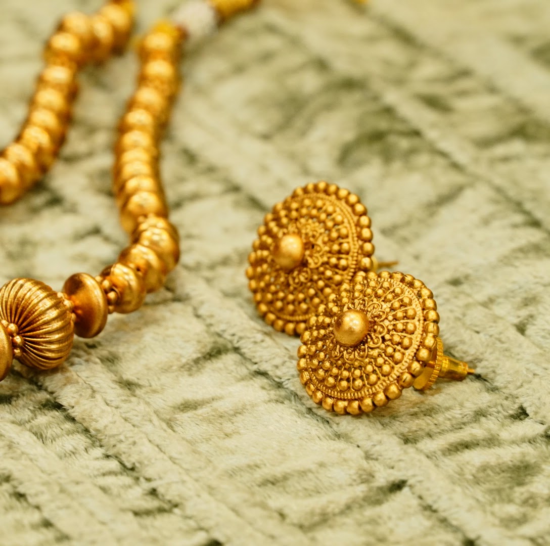 Oval Slope Down Beaded Brass Necklace Set