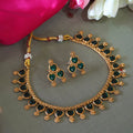 Charming Gold Heart-Shaped Green Kemp Stone Necklace Set