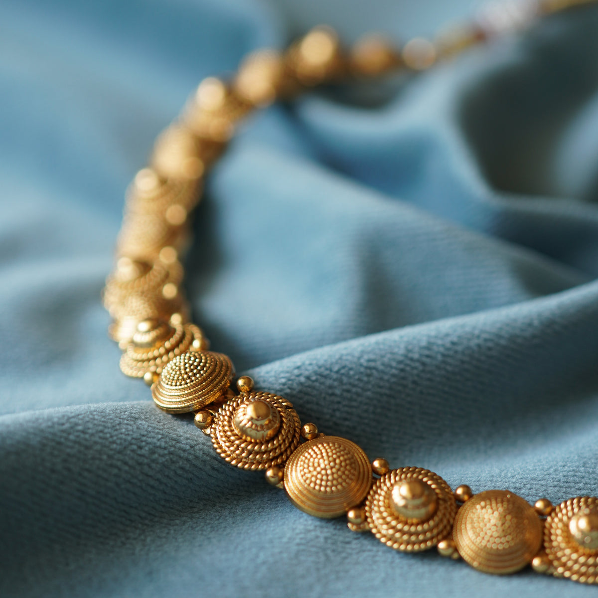 Minimal Single Layer Matte Finish Gold Plated Beaded Traditional Necklace Set