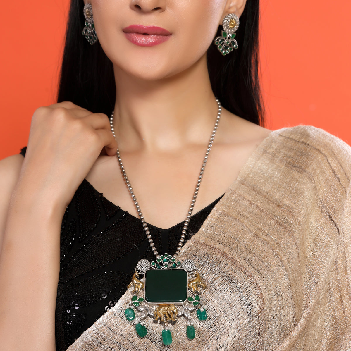 German Silver Necklace Set – Green Monalisa Pendant & Earrings