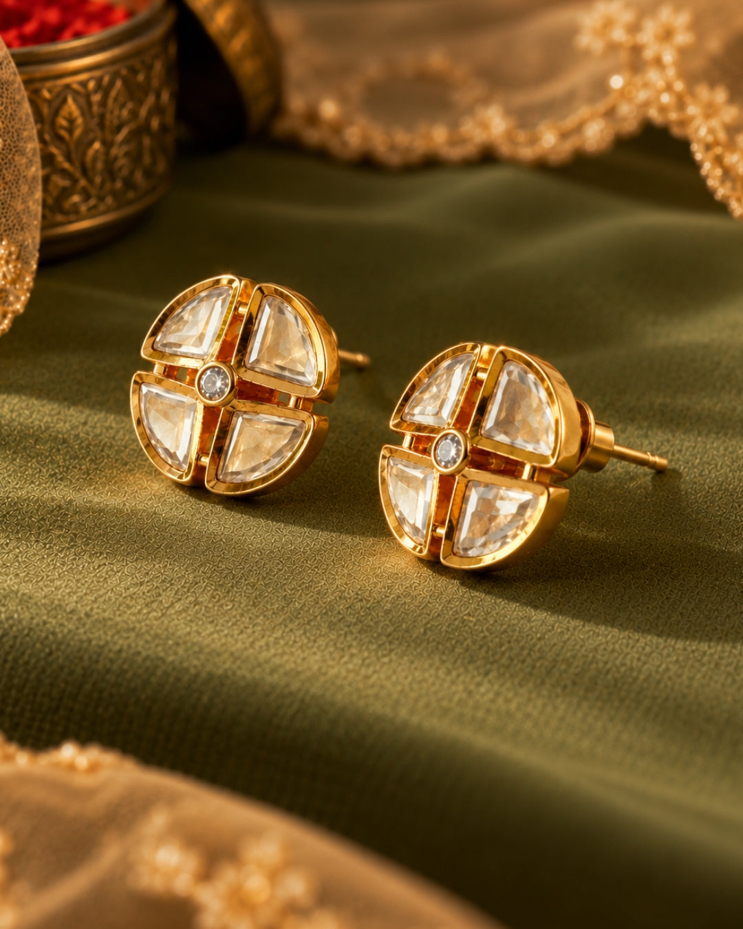 Traditional Gold-Plated Circular Kundan Stud Earrings