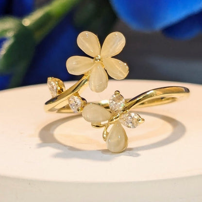 PRIMA DONNA SERIES - Mother Of Pearl Dual Flowers with 5A Zirconia 18K Gold Plated Adjustable Finger Ring