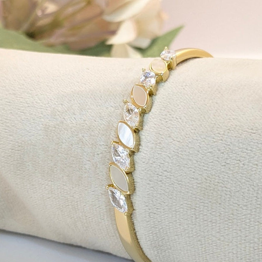 PRIMA DONNA PREMIUM SERIES - Mother of Pearl with Zirconia 5A 18k Gold Plated Brass Bracelet