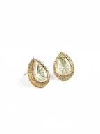 Gold-Plated Kundan Pear-Shaped Pendant Necklace Set