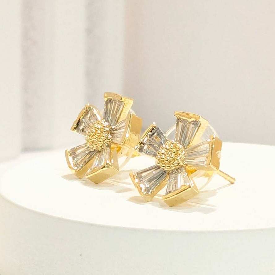 18K Gold Plated Cubic Zirconia Flower Studs Earring