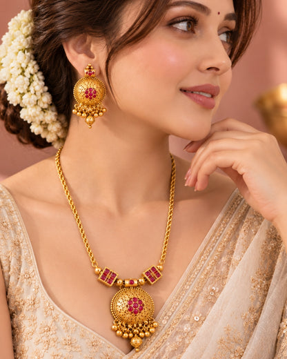 Gold Round Pink Stone & Beaded Pendant Necklace Set