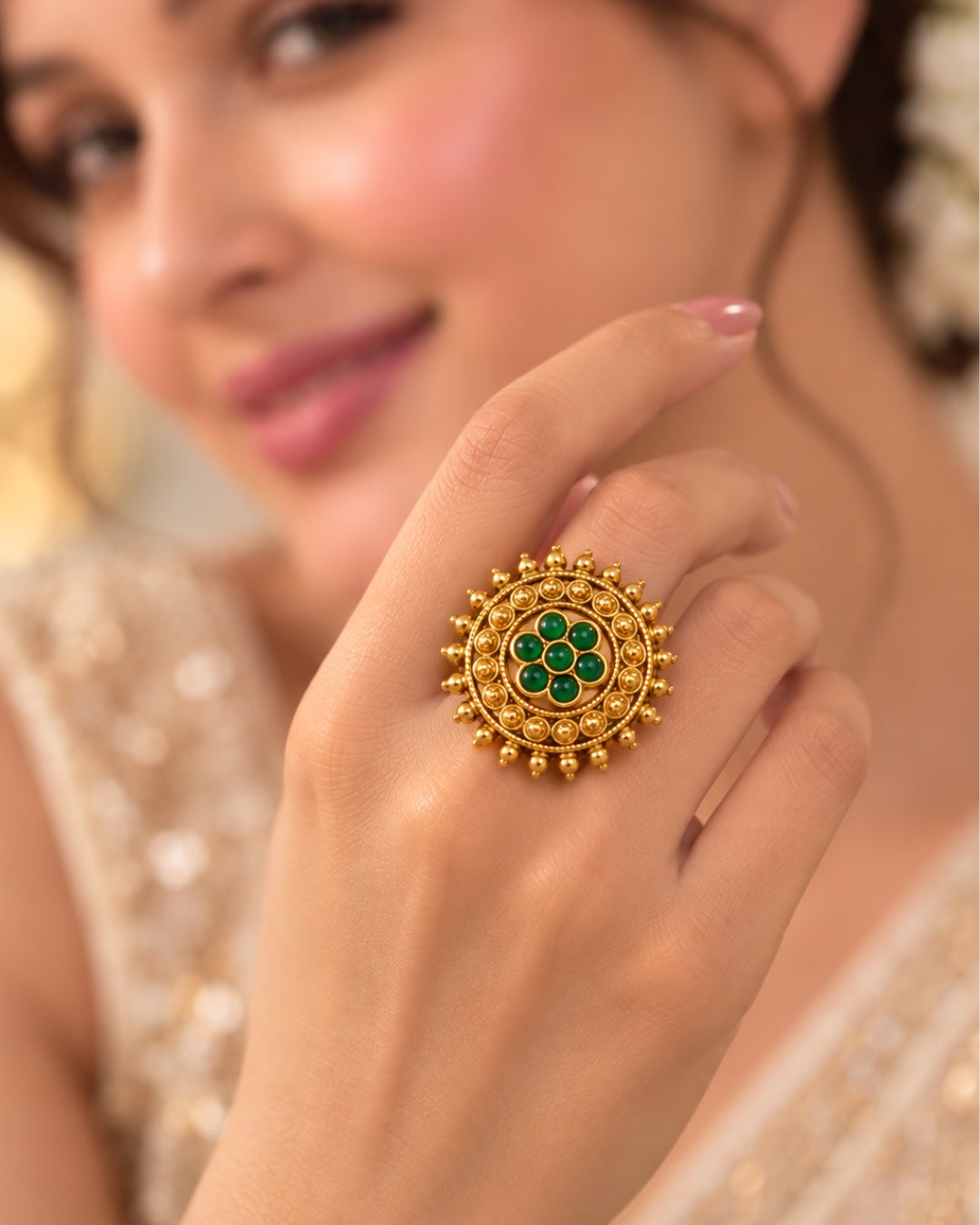 Round Beads Gold-Plated Emerald Floral Ring