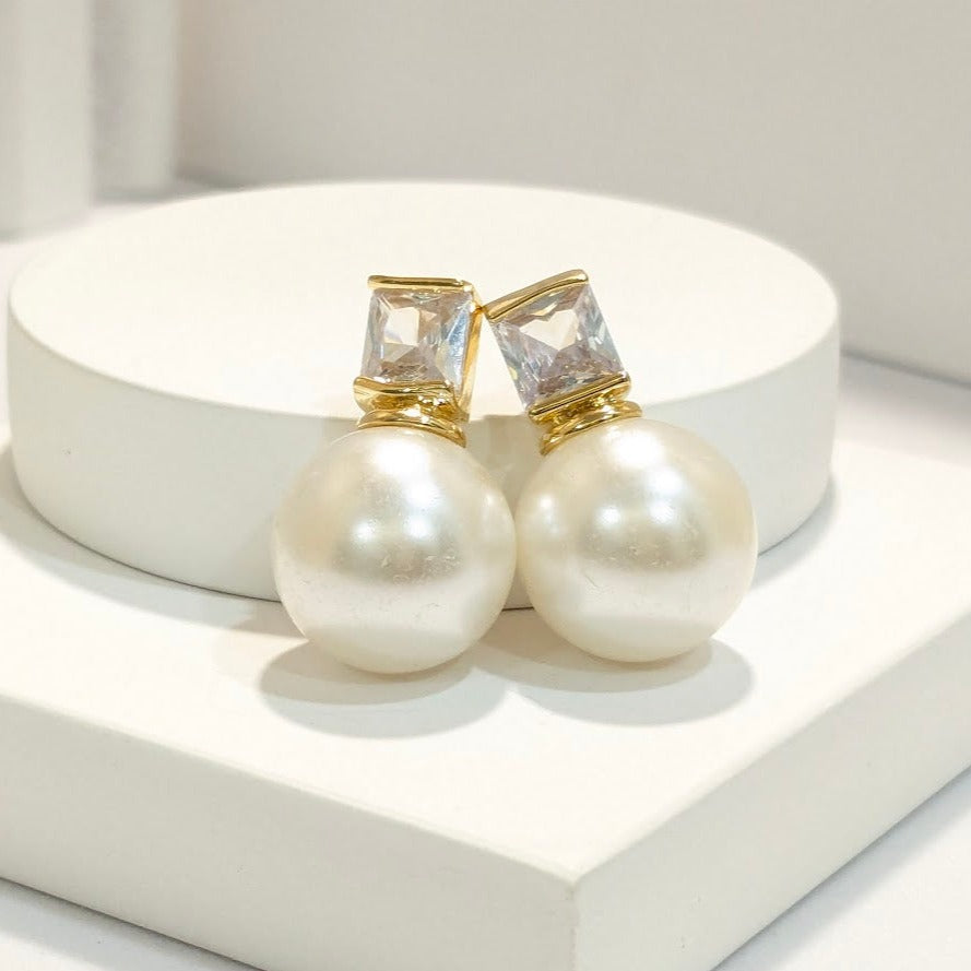 DIVA SERIES - Cubic Zirconia with Big Sized Pearl Studs Earring