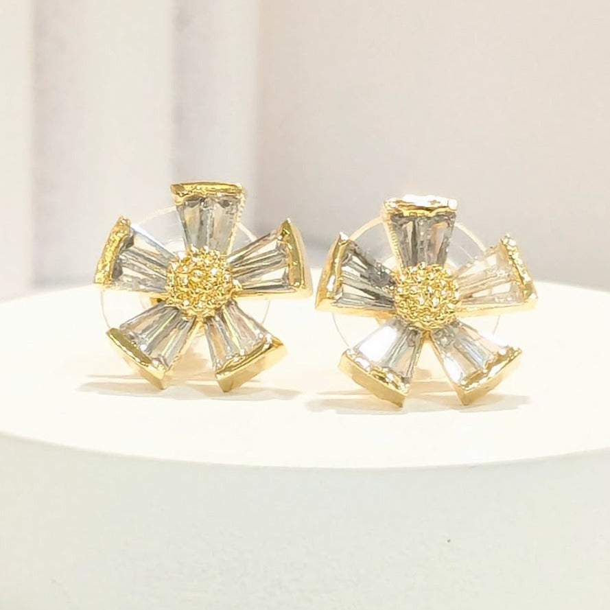 18K Gold Plated Cubic Zirconia Flower Studs Earring