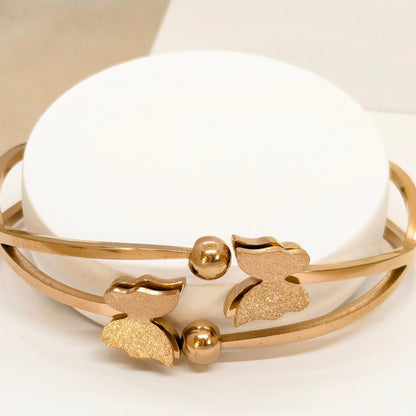 Double Line Wavy Crossed Butterfly Bracelet - Rose Gold