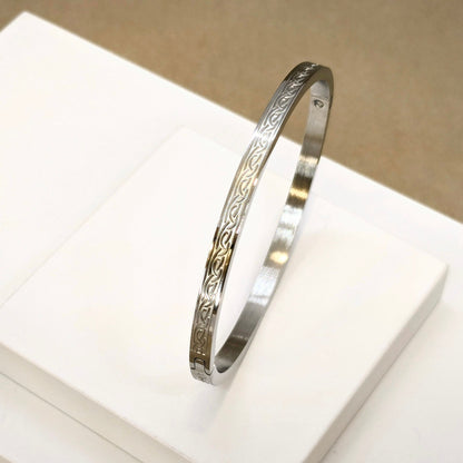 Minimalistic Sleek Rhodium Plated Bracelet