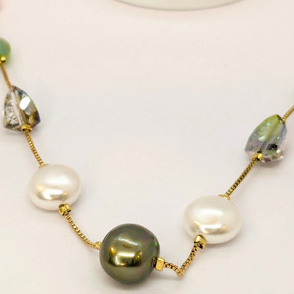 Delicate White and Green Pearl Beads Necklace Set