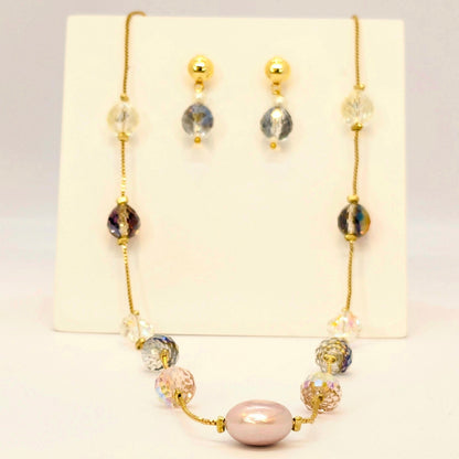 Minimalistic Crystal Necklace Set - Pink Pearl with Blue and Pink Crystals