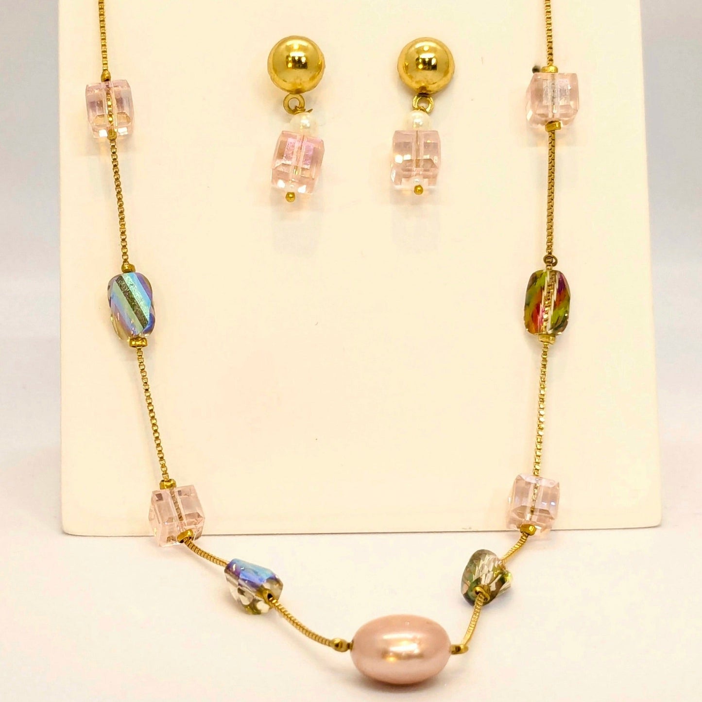 Elegant Pink Crystal and Pearl Necklace Set